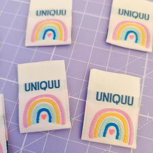 Étiquettes en tissu personnalisées OEM à logo sur mesure, très demandées, pour vêtements – Étiquette tissée écologique pour le dos du T-shirt - Product Image 3