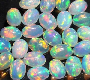 Opale de feu naturelle cabochon, pierres précieuses en vrac pour la fabrication de bijoux, ovales polies, tailles 3x5-7x9 - Product Image 3