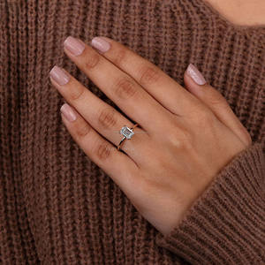 Igi แหวนเพชรเม็ดเดี่ยวสำหรับผู้หญิงขนาด10K สีทองเหลืองล้วนสำหรับงานแต่งงานของเธอสำหรับภรรยา - Product Image 2