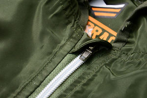 Veste coupe-vent personnalisée imprimée en gros, vestes légères pour les sports de plein air - Product Image 5