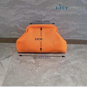 กระเป๋าเครื่องสำอางแบบซิปเปิดสำหรับผู้หญิง ดีไซน์ทันสมัย ใช้ได้ทุกวัน ลายทางสองสี  แบบพกพา  วัสดุโพลีเอสเตอร์  สามารถปรับแต่งได้ - Product Image 5