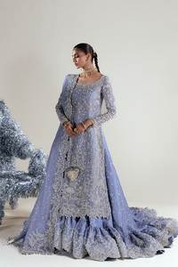 Elegante Lehenga Anarkali Azul Bordado con Patrón Floral, Traje Tradicional para Bodas y Compromisos para Mujeres, Estilo India-Pakistán - Product Image 2