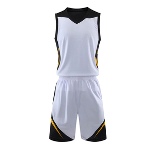 Uniforme de basket-ball d'équipe personnalisé, design personnalisé, vente en gros, bonne qualité, séchage rapide, uniforme de basket-ball 100% polyester - Product Image 1