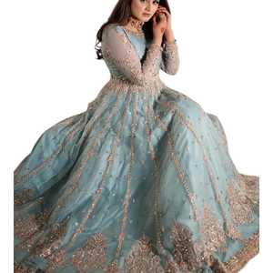 Elegante Vestido de Novia Azul Menta con Cuentas, Manga Larga, Cuello Alto, Largo hasta el Suelo, Cola Catedral, Estilo Clásico - Product Image 1