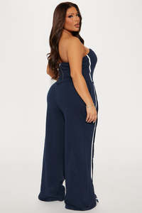 Conjunto de pantalones unisex de marca privada con ribetes en contraste azul marino, de pierna ancha, a la moda, coordinados, del fabricante de pantalones para hombre. - Product Image 6