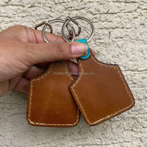 Porte-clés en cuir taillé sculpté à la main Porte-clés en cuir de forme exotique mignon Accessoires en cuir taillé Porte-clés mignons pour unisexe - Product Image 4