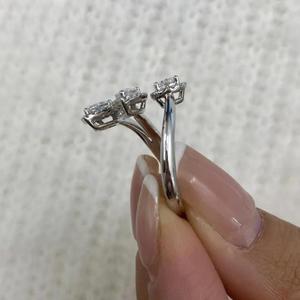 Bague ouverte en or blanc 14 carats avec diamant taille poire pour femme, bague de fiançailles ou d'anniversaire élégante et luxueuse avec diamant naturel - Product Image 2