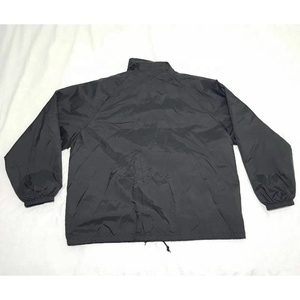 Veste coupe-vent en nylon noir pour hommes, logo grec brodé, style universitaire, vêtements de sororité/fraternité DST vente en gros - Product Image 2