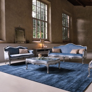 Juego de Sofás de Madera de Teca Sólida de Lujo, 6 Plazas, Terciopelo Azul Hielo, Sofá Tallado Estilo Luis XV Francés, Mesa de Centro con Hojas Plateadas, Muebles para Sala de Estar - Product Image 1