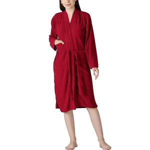 Albornoces Largos Ajustados para Mujer al por Mayor / Albornoces Largos de Invierno de Lujo y Calidad para Mujer al por Mayor - Product Image 1