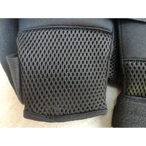 Bandages de protection des mains à amortissement des chocs avancé |   Bandes de maintien flexibles en néoprène à demi-doigts avec support de poignet étendu - Product Image 6