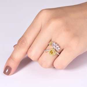แหวนดอกไม้ประดับเพชรทรงคุชชั่นสีเหลืองมอยส์ซาไนต์และเพชรทรงมาร์คีส์สำหรับผู้หญิง เงินแท้ 925 สำหรับงานแต่งงาน ของขวัญเซอร์ไพรส์สำหรับเธอ - Product Image 2