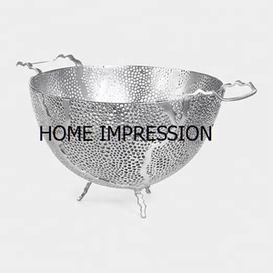 Cuenco de textura martillada atractiva pulida con espejo Brillante De plata fundida de aluminio con asas vajilla y cuenco decorativo para hoteles - Product Image 1