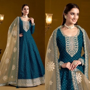 Robe de mariage lourde en Georgette Anarkali Salwar pour femmes indiennes pakistanaises Collection de robes de mariage brodées Fournisseur direct de l'Inde - Product Image 1