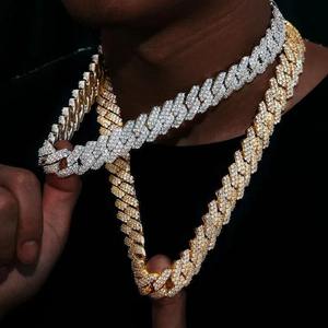Collier unisexe en argent plaqué 925 avec chaîne à maillons en moissanite, coupe baguette, bijoux hip-hop, à porter au quotidien - Product Image 3