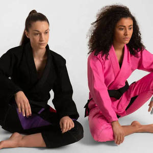 Traje de Karate de Diseño Moderno, 100% Algodón, Duradero, Ligero, Ecológico, de Alta Calidad, Secado Rápido, con Logotipo Personalizado - Product Image 1
