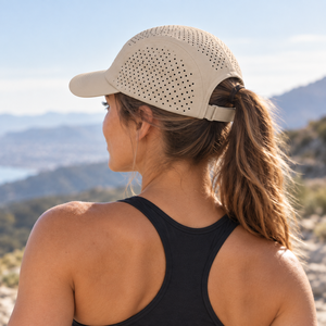 Individuell bedruckte, laserperforierte 5-Panel-Sportkappe, leichte, atmungsaktive Performance-Campingmütze mit gebogenem Schirm, Pickleball, OEM, ODM - Product Image 2