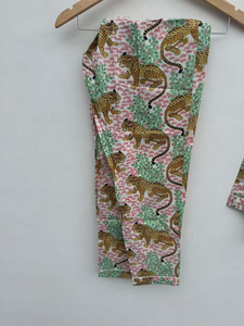 Ensemble pyjama 2 pièces pour femme, imprimé animal, col en V, fermeture à boutons, 100% coton, manches longues, doux, longueur intégrale, décontracté, été, automne, vêtements de nuit - Product Image 4