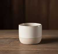 Taza de café de cerámica minimalista hecha a mano con asa, acabado mate, color sólido, para uso doméstico, con cuchara incluida, de UO INDIA