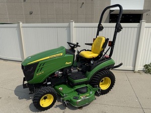 รถแทรกเตอร์ขนาดเล็ก รุ่น 2012 1026R Z272072 พร้อมส่งออกระดับพรีเมียม - Product Image 3