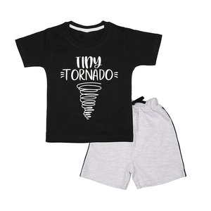 Conjunto de camiseta de algodón con estampado Tiny Tornado y pantalones cortos grises para niños, ropa informal - Product Image 1
