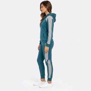 Ensemble de survêtement personnalisé pour femme – Haut à manches longues respirant et pantalon assorti – Coupe décontractée et confortable - Product Image 5