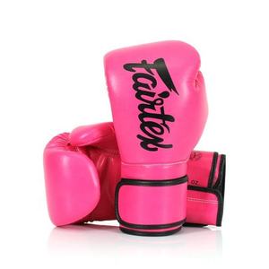 Guantes de Boxeo Fairtex Profesionales Hechos a Medida, Ligeros, para Entrenamiento y Sparring, con Cierre de Gancho y Bucle, Agarre Antideslizante - Product Image 4