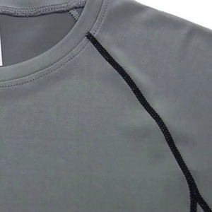 Fabricante de Fábrica, MOQ Bajo, Camiseta de Protección Solar Personalizada, Venta Caliente, Camiseta de Protección Solar Estampada de Buen Rendimiento para Hombre - Product Image 3
