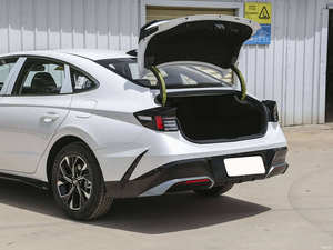 VENTES RAPIDES – Hyundai Sonata 1.5T 2.0T Essence d'occasion 2018 – Voiture d'occasion 5 places de catégorie moyenne - Product Image 2
