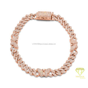 Bracelet de luxe en or rose avec papillon en moissanite, design Cuban Link entièrement serti et pierres VVS de qualité supérieure - Product Image 5