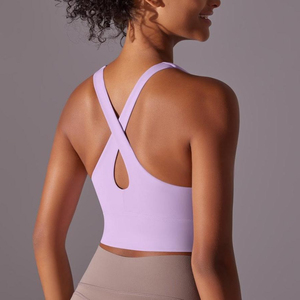 Débardeur de yoga contrastant pour femme avec soutien-gorge de sport push-up, bretelles convertibles, extensible, respirant, antichoc, et short intégré - Product Image 4
