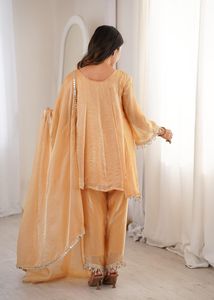 Ensemble Kurti en tissu Fendy avec broderie miroir véritable, bas et dupatta inclus, prêt-à-porter, robe ethnique pour femme, coupe ajustée, idéal pour les fêtes - Product Image 2