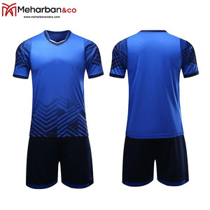 Uniformes de Fútbol Personalizados al por Mayor, Impresión por Transferencia de Calor, Conjunto de Camiseta de Fútbol para Hombre, Secado Rápido, Transpirable, Ropa Deportiva para Equipo - Product Image 3