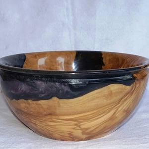 Vajilla de Resina Hecha a Mano, Pulida, Ecológica, de Origen Indio, Diseño de Lujo, Apta para Lavavajillas, Arte Moderno para Fiestas - Product Image 1