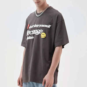 เสื้อยืดผู้ชายคุณภาพสูง ผ้าฝ้าย 100% ทรงหลวม ไม่ยับ พร้อมลายพิมพ์นูน ปักลาย และพิมพ์ลายดิจิทัล - Product Image 3