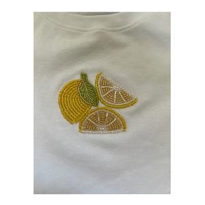 Camiseta Blanca Personalizable para Mujer con Cuentas Móviles de Doble Cara, Bordado Hecho a Mano, Diseño Leman, Top Casual con Cuentas - Product Image 4