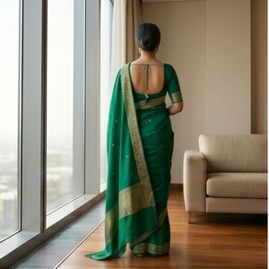 Sari en soie vert émeraude - Product Image 1