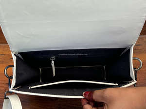 Bolso bandolera de mensajero elegante de cuero acolchado con herramientas manuales de gran capacidad de alta calidad para mujer bolso de hombro con asa de volantes - Product Image 6