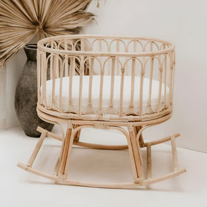 Berceaux à bascule pour bébé en bois naturel, berceaux à bascule en rotin durable, berceaux en bois à prix avantageux - Product Image 4