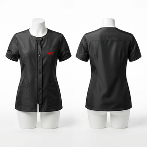 Camisa de Manga Corta con Cuello en V y Cierre para Hombre, Color Negro, con Logotipo Rojo en los Bolsillos, Ropa Casual de Invierno, de Lona, Secado Rápido, Transpirable y Ecológica - Product Image 4