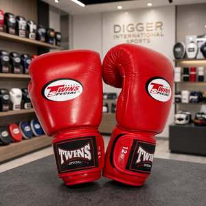 Gants de boxe en cuir Twins 12oz avec fermeture Velcro, équipement d'entraînement pour adultes, design à doigts complets, gants de boxe Winning, gants MMA - Product Image 1