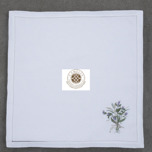 Lino natural con bordado de bálsamo de limón, suave pero duradero, que aporta un toque herbal fresco y relajante a las mesas. - Product Image 3