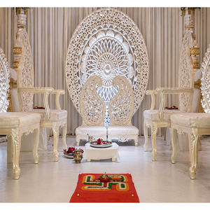 Silla de Boda de Madera con Diseño Paisley, Sillas de Mandap para Boda con Diseño Único de Mango, Muebles para Ceremonia de Boda India, California - Product Image 1