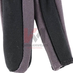 Gants de billard durables pour un contrôle précis du queue, ajustement extensible pour le billard et le snooker, vente en gros OEM - Product Image 5