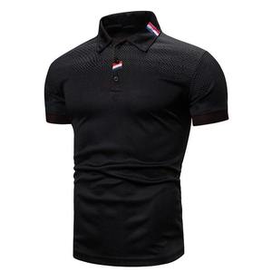Donnez à votre équipe une identité distinctive avec des vêtements de sport assortis. T-shirt à manches courtes pour homme. - Product Image 2