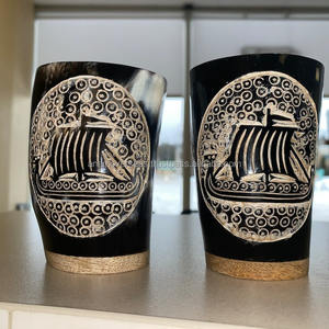 Taza de cerveza de cuerno de buey pulido ecológico | Barware natural único para hoteles y resorts de lujo - Product Image 4