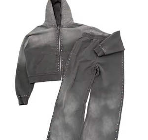 Conjunto de Sudadera con Capucha y Cremallera Completa con Pedrería Gris Lavado Estilo Vintage y Pantalones Deportivos de Pierna Ancha - Product Image 1