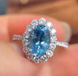 แหวนซานตา มาเรีย อะความารีน ฮาโล 18K ทองคำขาว งานแฮนด์เมด สำหรับงานหมั้น งานแต่งงาน เครื่องประดับชั้นดี ของขวัญสำหรับผู้หญิง สง่างาม - Product Image 6