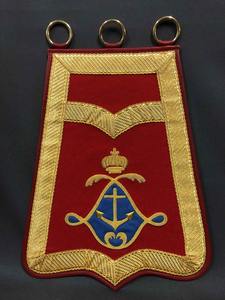 Drapeaux et bannières de luxe brodés avec fixation magnétique, taille et forme personnalisables - Product Image 3