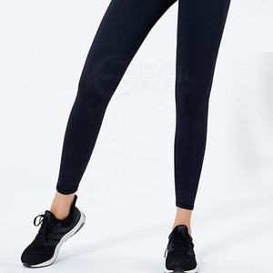 Nuevo Conjunto de Yoga Sublimado Estampado para Mujer, Leggings y Sujetador Deportivo al por Mayor, Conjunto de Yoga para Entrenamiento para Damas - Product Image 6